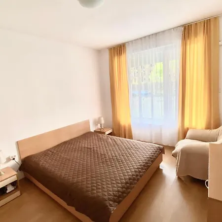 Апартаменты На Солнечном Берегу Рядом С Морем Apartmán *